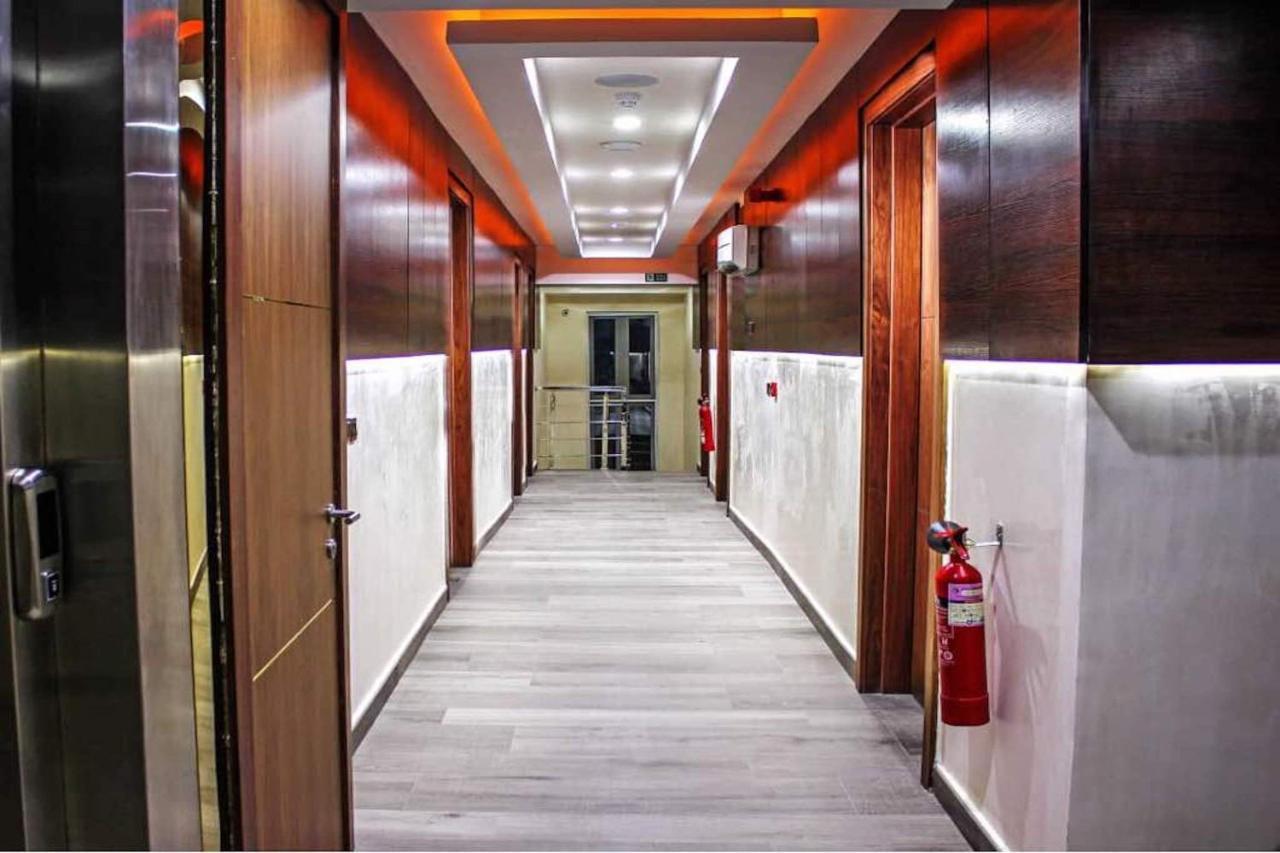 Joshesther Olive Hotel Ikeja Luaran gambar